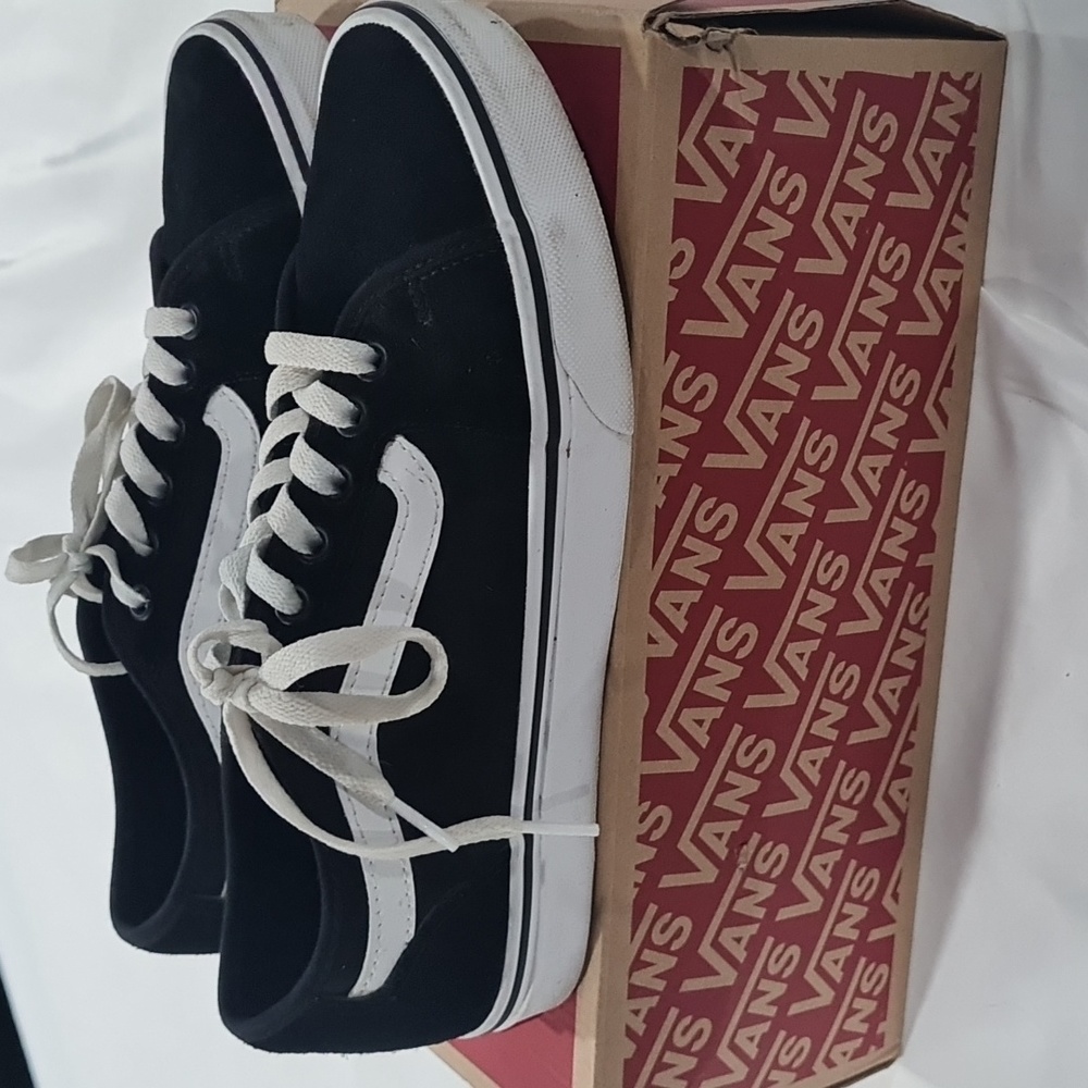 VANS Filmore Decon Black Low Top Men’s Suede Canvas Sneakers